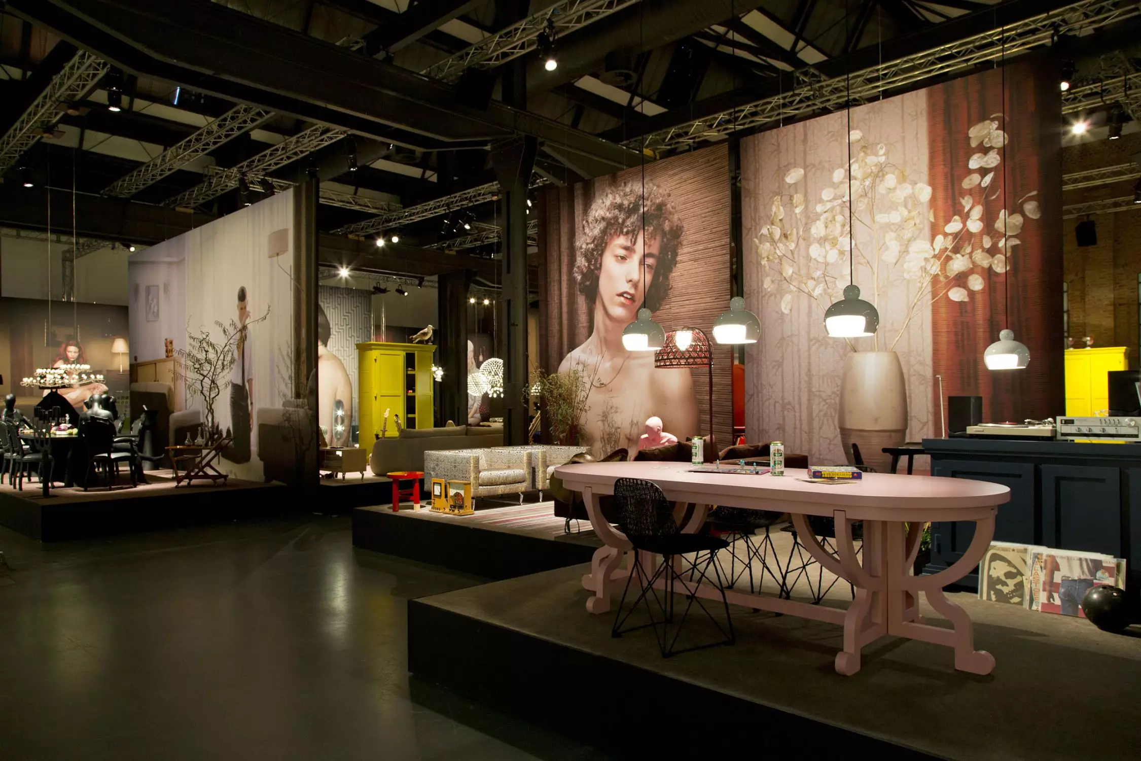 Moooi Gallery