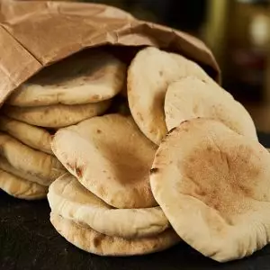 Da Bepita, tutto ruota intorno a pitas riccamente farcite