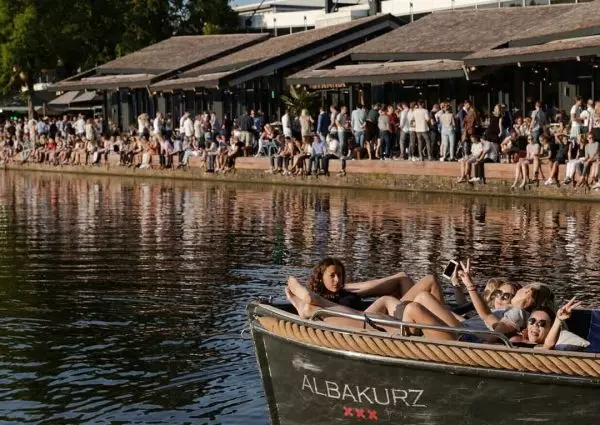 La plage municipale rénovée de Strandzuid est ouverte