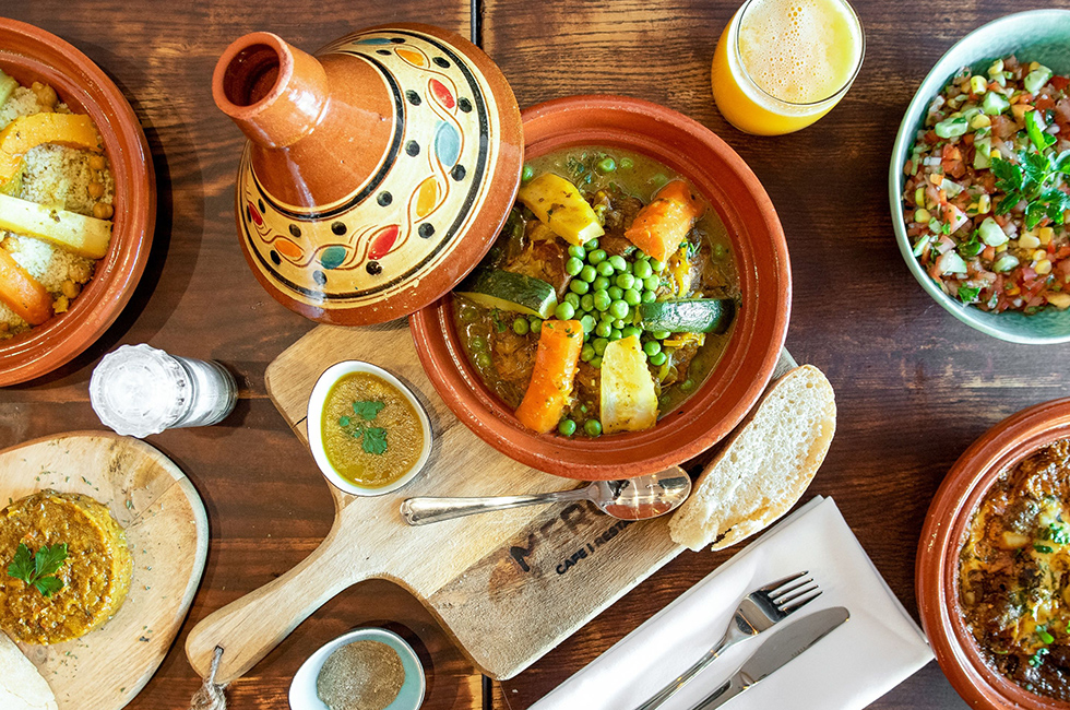 Entdecken Sie die marokkanische Küche in der Tajine Bar