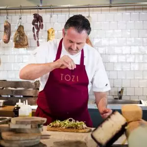 Il ristorante veneziano TOZI apre al Park Plaza